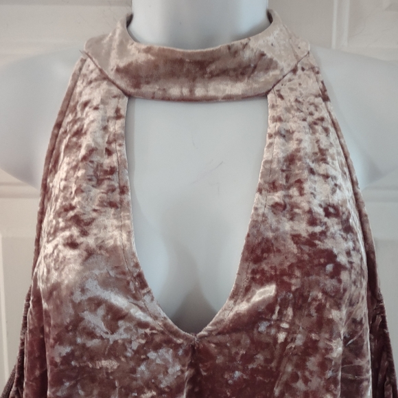 American Eagle Outfitters Could Shoulder Blouse. Size L - Picture 4 of 9